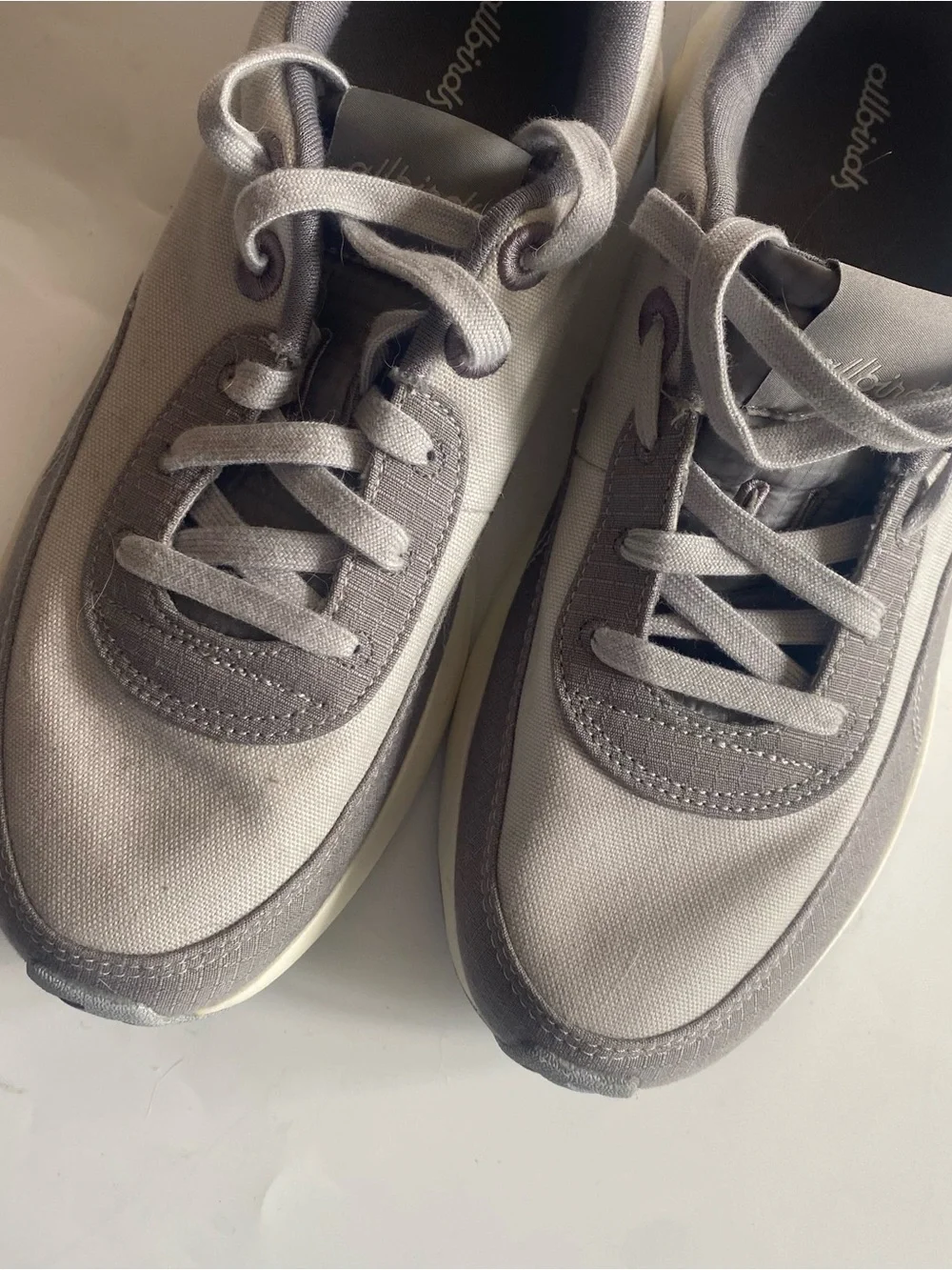 allbirds Courier Women’s Sz 11  Gray and White Runner-Style Sneakers